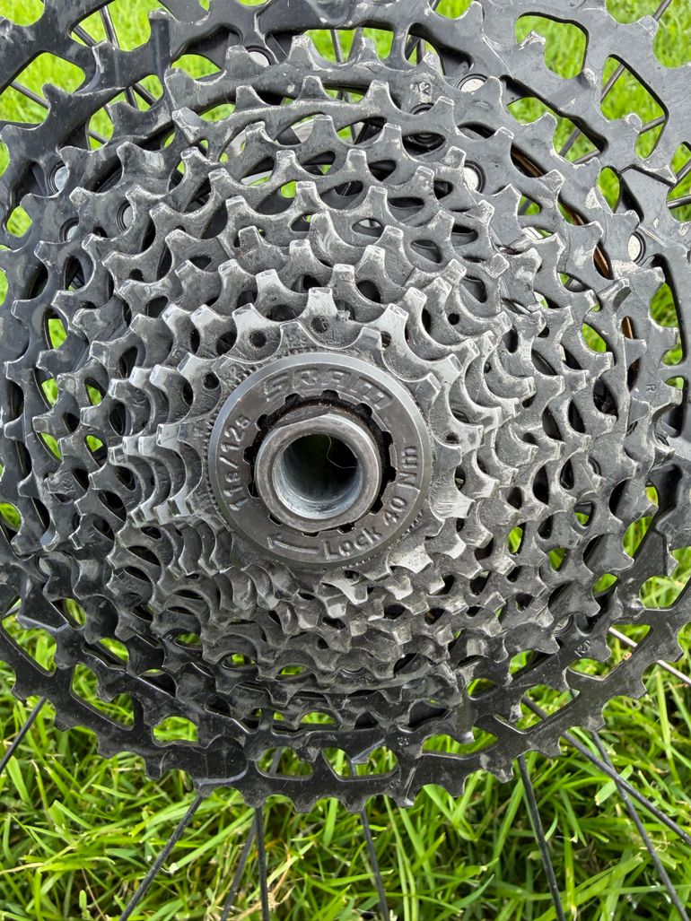 Używany Bh Aluminium Trial 29’ Wheels with Sram 12V Cassette & Shimano 160mm Disc bike — zdjęcie 6 z 8