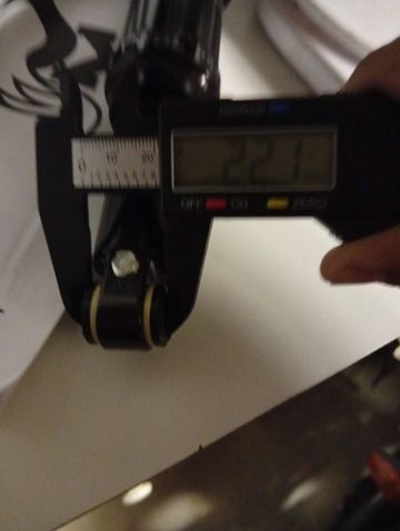 Used Fox performance 210 x 55 bike — image 2 of 9