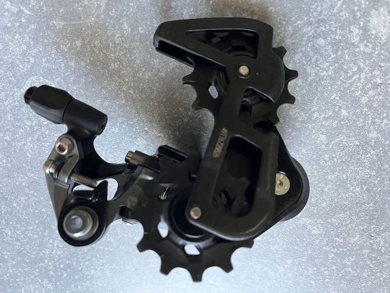 Used Sram Force 1 Rear Derailleur 11-speed bike — image 4 of 8