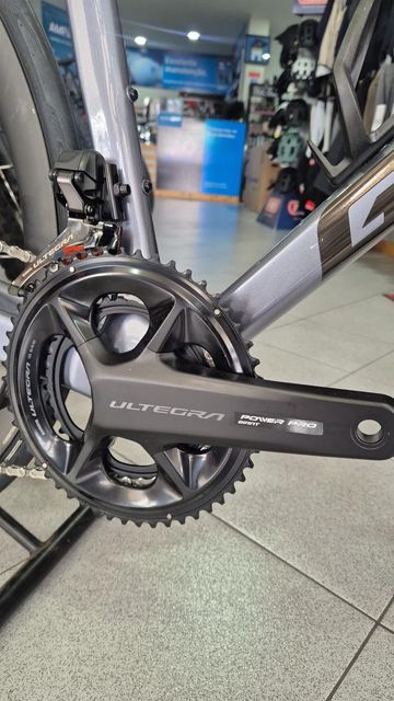 Używany Shimano Ultegra Di2 Cranks Power meter 2026 Drivetrain & Pedals