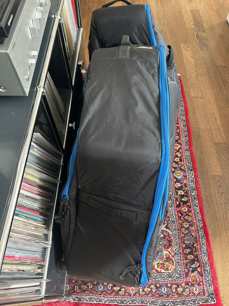 Używany Thule RoundTrip Traveler Bike Travel Case bike — zdjęcie 2 z 5