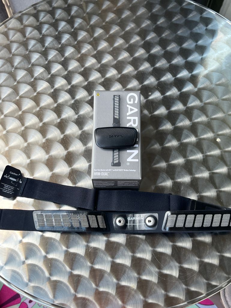Used Garmin HRM-Dual Heart Rate Monitor bike — image 4 of 4