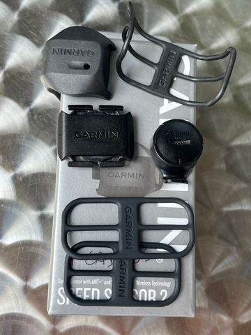 Used Garmin Speed Sensor + Cadence Sensor bike — image 2 of 3