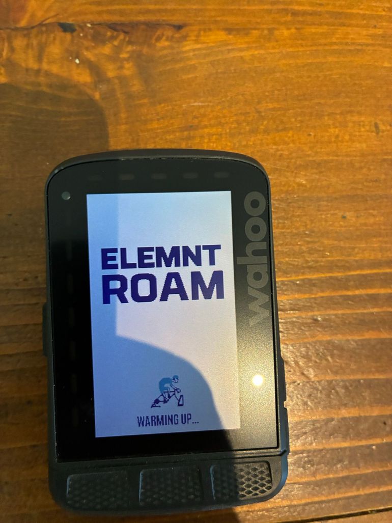 Used Wahoo ELEMNT ROAM 3 GPS Bike Computer 2023 bike — image 3 of 8