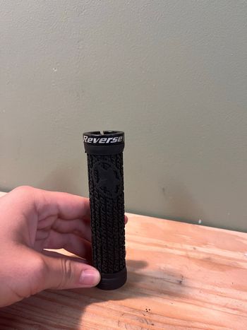 Used Reverse Components stamp Lock-on grips 30mm black bike — image 7 of 9