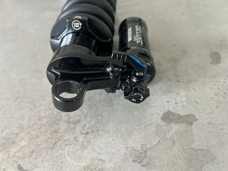 Używany RockShox Super Deluxe Coil Ultimate 230x65mm bike — zdjęcie 5 z 7