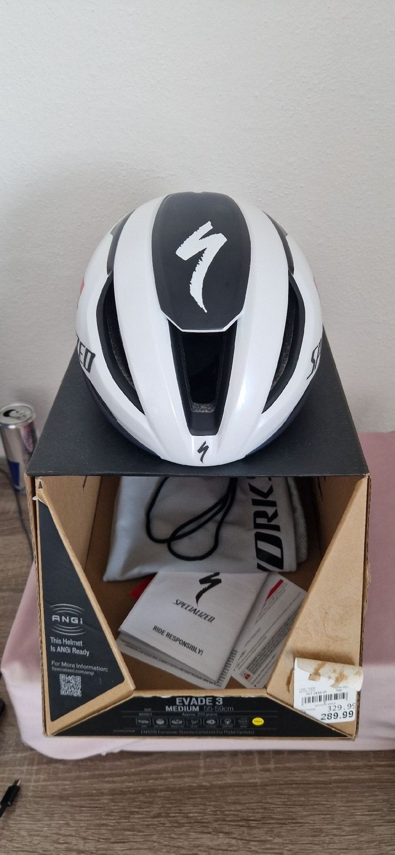 Used Specialized evade 3 2024 bike — image 3 of 8