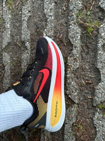 Używany Nike Vomero 18 bike — zdjęcie 4 z 7