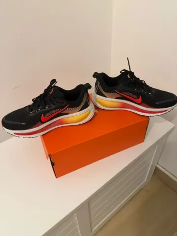 Używany Nike Vomero bike — zdjęcie 3 z 7