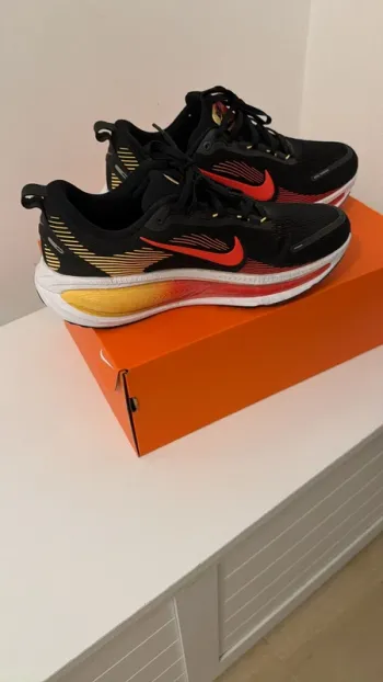 Używany Nike Vomero bike — zdjęcie 5 z 7