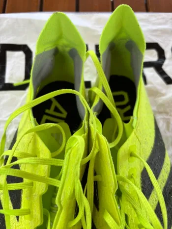 Używany Adidas Adizero Prime SP 3 Strung bike — zdjęcie 3 z 6