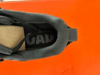 Używany Nike Vomero 18 bike — zdjęcie 3 z 6