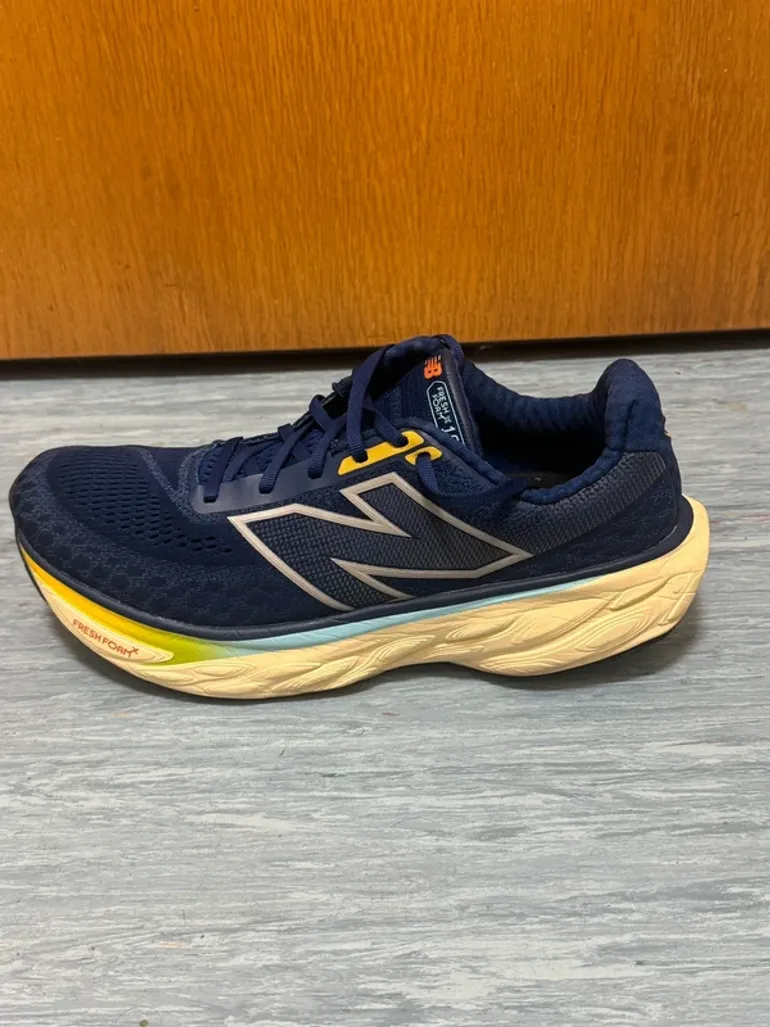 Used New Balance Fresh Foam X 1080 v14 bike — image 6 of 8