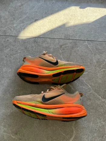 Used Nike Vomero 18 bike — image 2 of 5