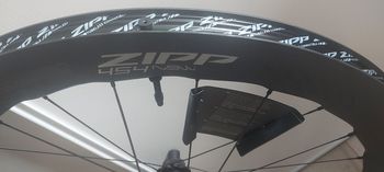 Używany Zipp 454 NSW Wheelset bike — zdjęcie 5 z 5
