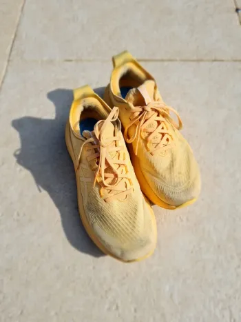 Używany Asics Gel-Nimbus 28 bike — zdjęcie 4 z 8