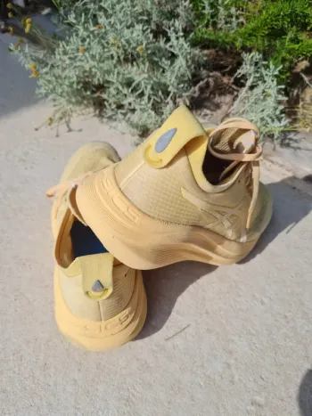 Używany Asics Gel-Nimbus 28 bike — zdjęcie 8 z 8