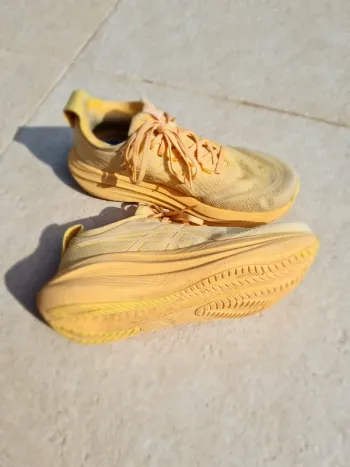 Używany Asics Gel-Nimbus 28 bike — zdjęcie 6 z 8