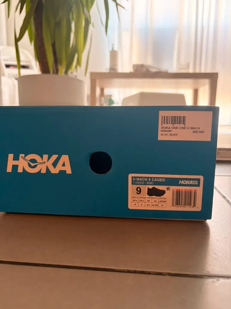 Used Hoka full black bike — image 5 of 6