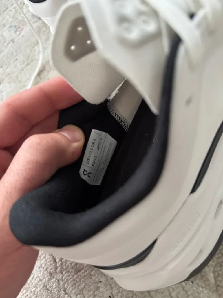 Used White Cloudpulse 2 bike — image 4 of 4
