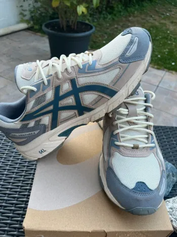 Używany Asics Gel-Venture 6 bike