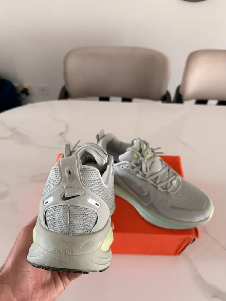 Używany Nike Zoom Vomero bike — zdjęcie 4 z 7