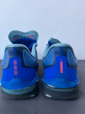 Używany Nike Zoom Fly bike — zdjęcie 5 z 9