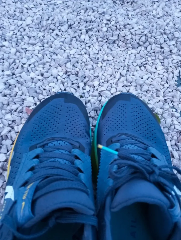 Używany Nike ZoomX Zegama Trail 2 bike — zdjęcie 13 z 15