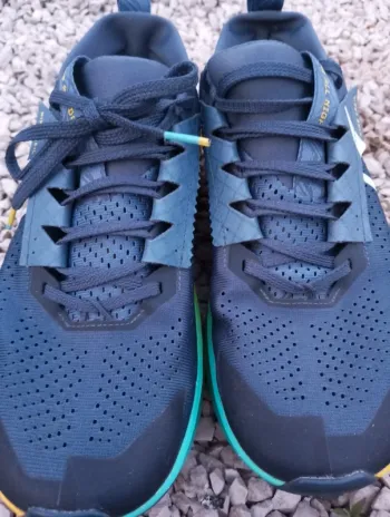Używany Nike ZoomX Zegama Trail 2 bike — zdjęcie 12 z 15