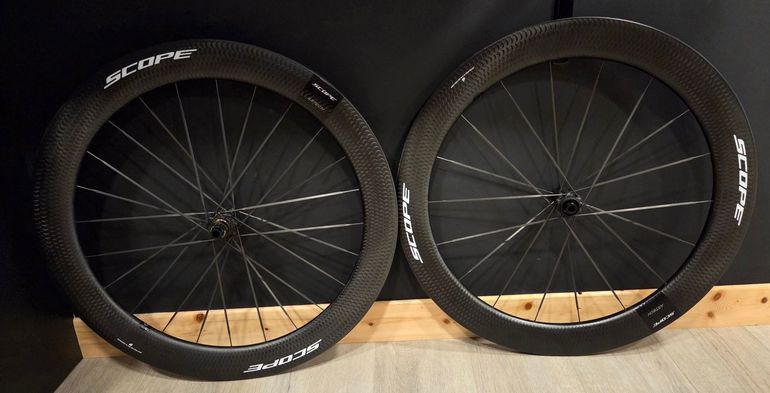Używany Scope Artech 6 Carbon Disc Road Wheelset 2026 bike — zdjęcie 1 z 6