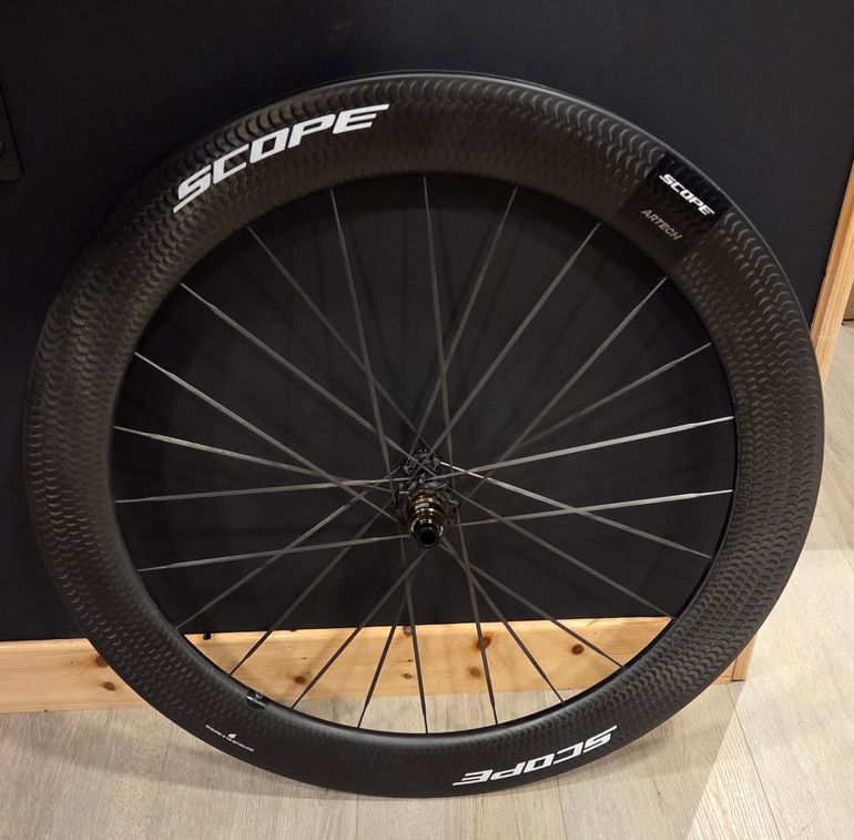 Używany Scope Artech 6 Carbon Disc Road Wheelset 2026 bike — zdjęcie 3 z 6