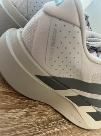 Used Lightweight adizero EVO SL bike — image 5 of 6