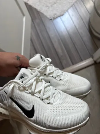 Używany Nike Vomero 18 bike — zdjęcie 7 z 7