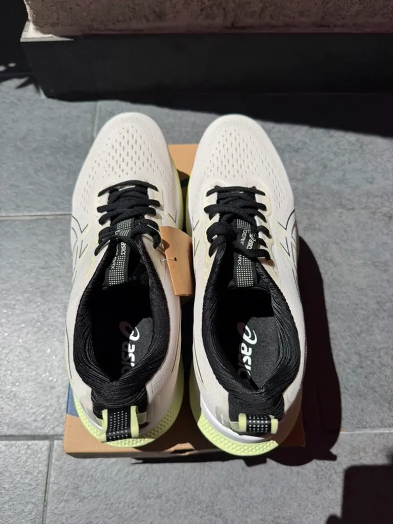Używany Asics Glideride Max bike — zdjęcie 4 z 7