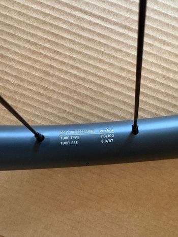 Używany OQUO RC25Team Gravel Wheelset 2025 bike — zdjęcie 3 z 8