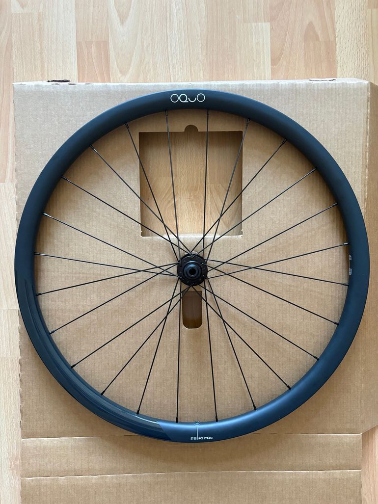 Używany OQUO RC25Team Gravel Wheelset 2025 bike — zdjęcie 7 z 8