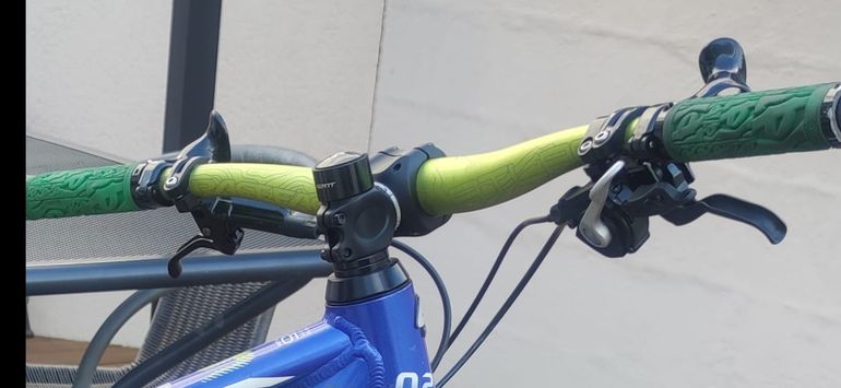 Used Race Face Cintre Atlas vert 35mm bike — image 6 of 6