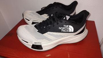 The North Face Summit Vective pro2 2025 Running Shoes d'occasion