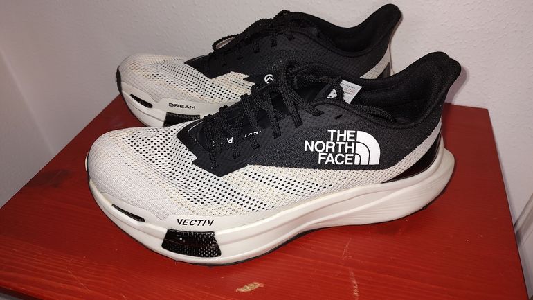 Gebrauchtes The North Face Summit Vective pro2 2025 bike — Bild 1 von 5