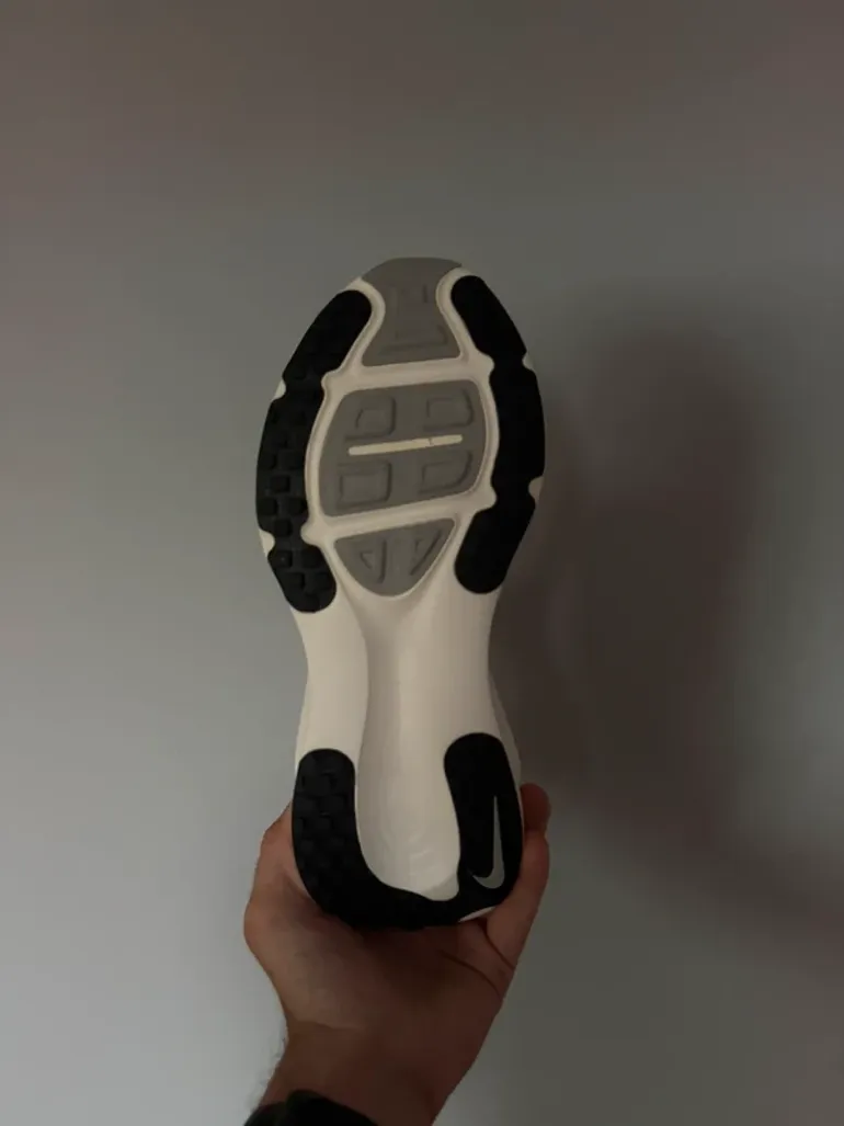 Używany Nike Vomero 18 bike — zdjęcie 5 z 8
