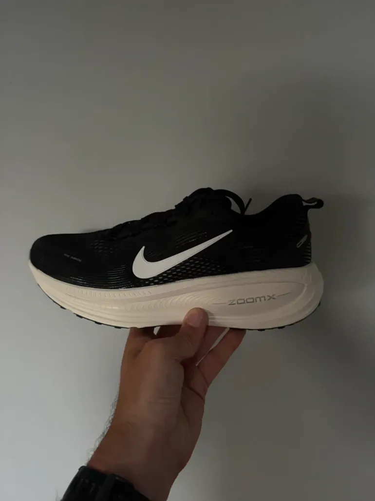 Używany Nike Vomero 18 bike — zdjęcie 1 z 8