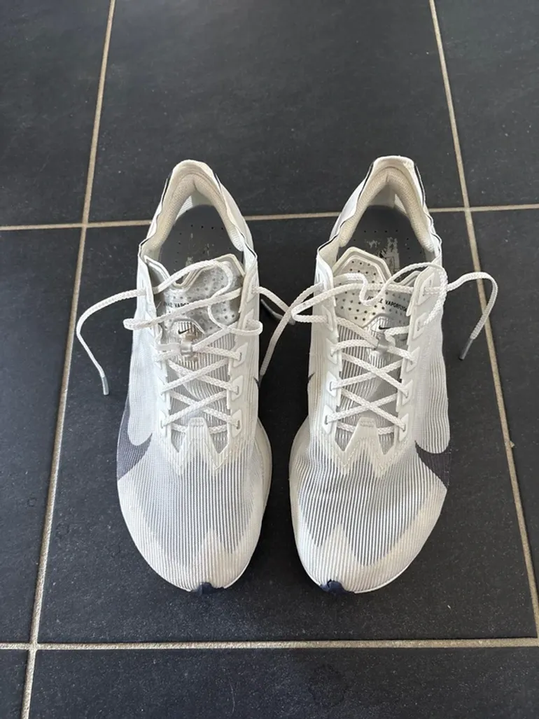 Używany Nike Vaporfly 4 bike — zdjęcie 1 z 7