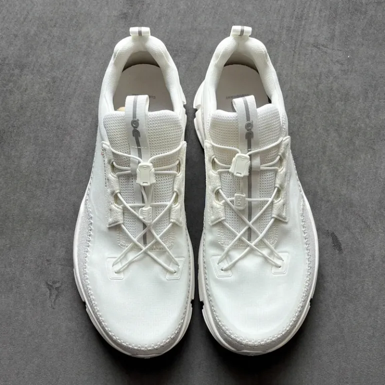 Used White Cloudaway bike — image 2 of 15