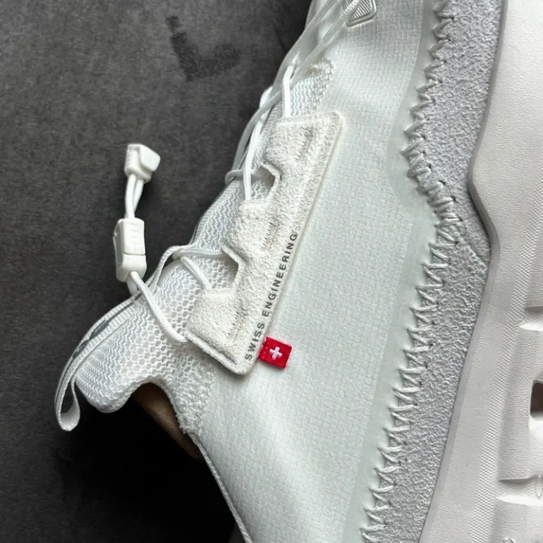 Used White Cloudaway bike — image 8 of 15