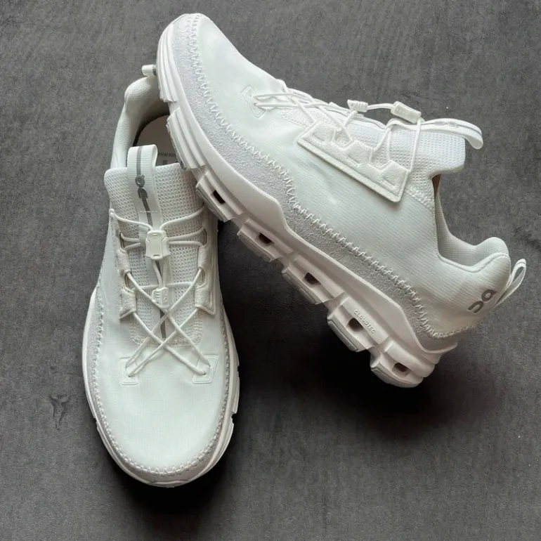 Used White Cloudaway bike — image 1 of 15