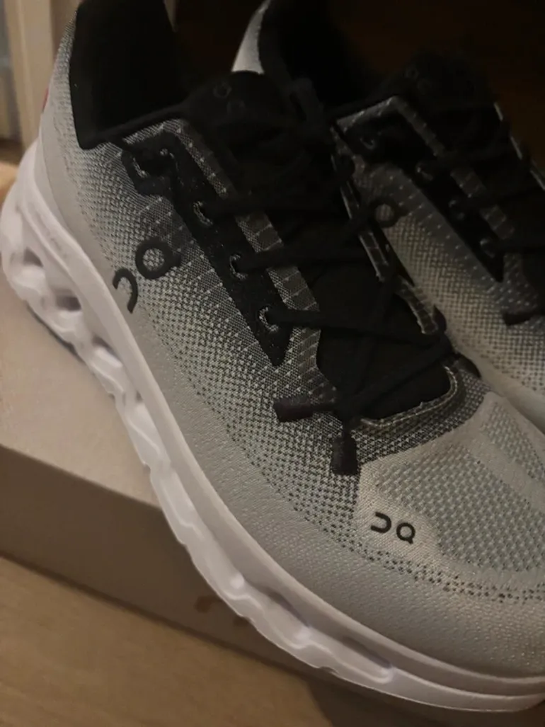 Used On Running Shoes bike — image 4 of 4