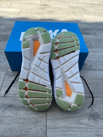 Used Hoka Elevon 2 bike — image 3 of 4