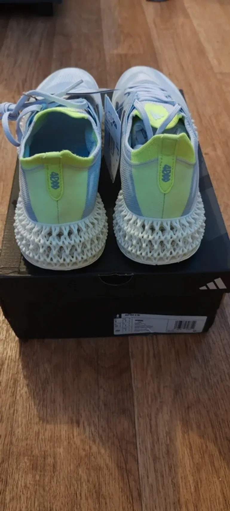 Używany Adidas 4DFWD 3 bike — zdjęcie 3 z 6