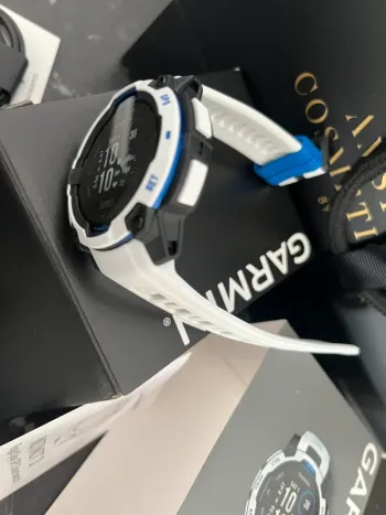 Used Garmin Instinct 3 bike — image 3 of 9