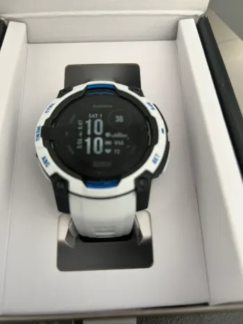 Used Garmin Instinct 3 bike — image 2 of 9